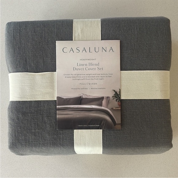 Queen/Full .New Casaluna linen blend duvet cover in dark gray color